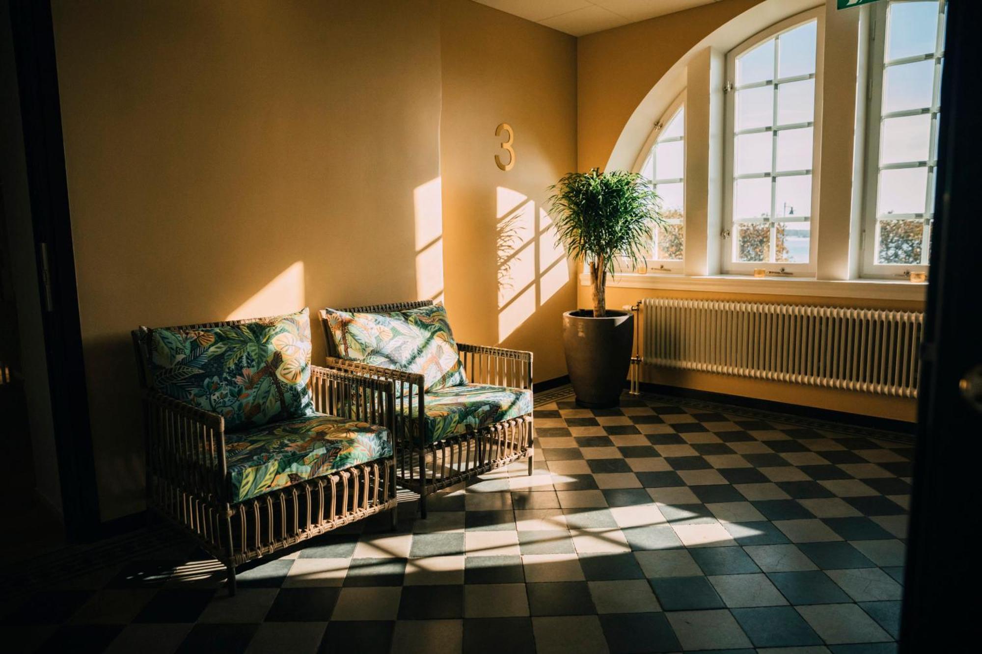 Slottsholmen Hotell Och Restaurang 바스터벡 외부 사진