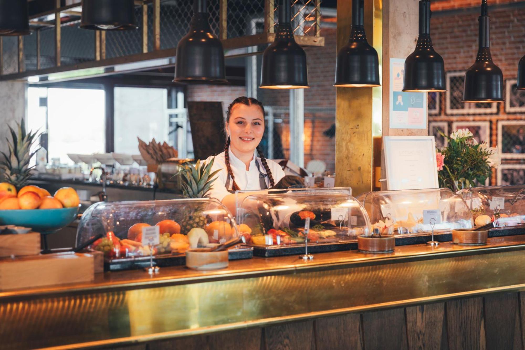 Slottsholmen Hotell Och Restaurang 바스터벡 외부 사진